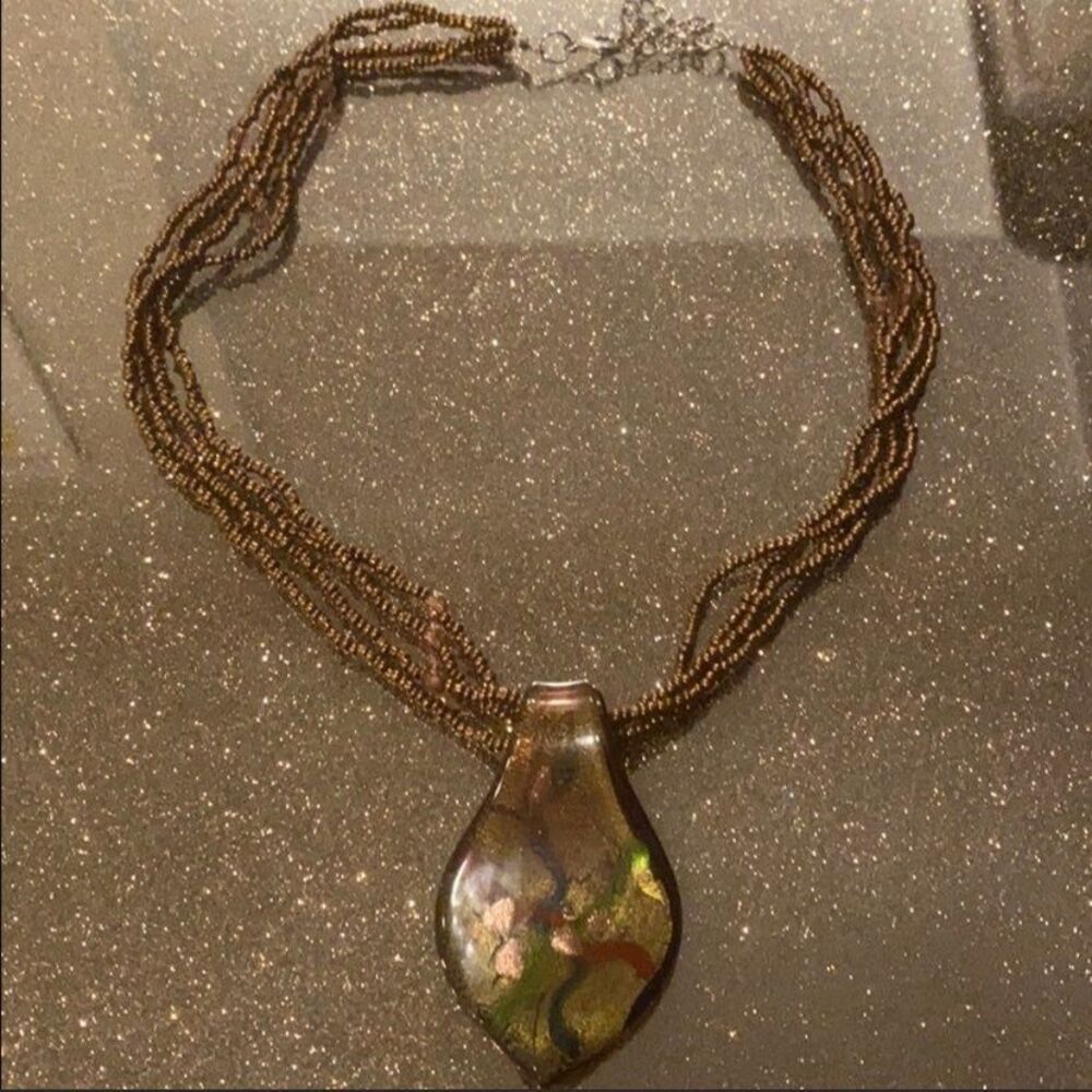 Necklace - Picture 2 of 3